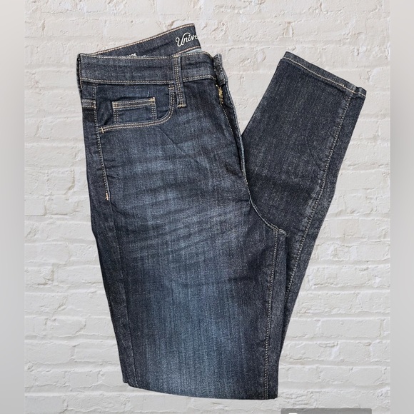 Universal Thread Size 8/29 Dark Rinse Jeans 5-pocket Excellent Condition - Picture 1 of 5